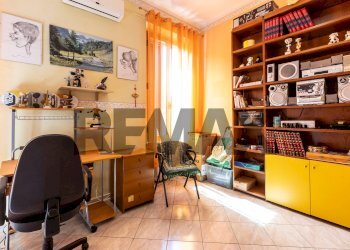 Ufficio - Trilocale Via Salvo d'Acquisto
42, Salsomaggiore Terme - foto 15