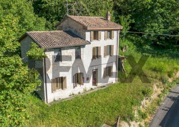 Casa all\'aperto - Independent house Località Magnani
 
32, Vernasca - photo 1