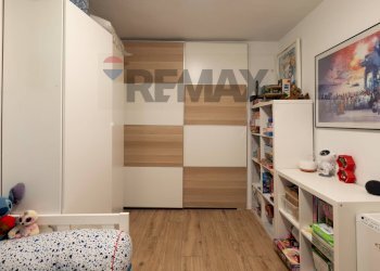 Camera / camera da letto - Quadrilocale via monte bianco
37, Cusano Milanino - foto 29