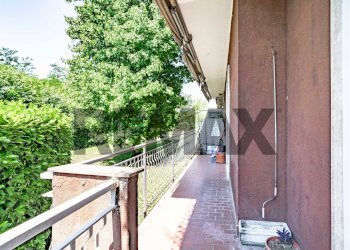 Balcone - Trilocale Via San Martino della Battaglia
7, Pogliano Milanese - foto 14