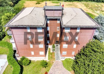 Edificio all\'aperto - Trilocale Via San Martino della Battaglia
7, Pogliano Milanese - foto 25