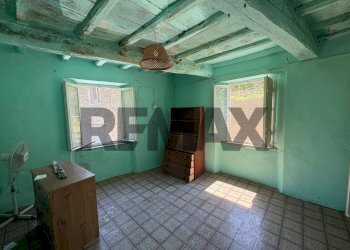 Stanza vuota - Casa semi indipendente Via Montaglioni Brandeglio
 
41, Bagni di Lucca - foto 6
