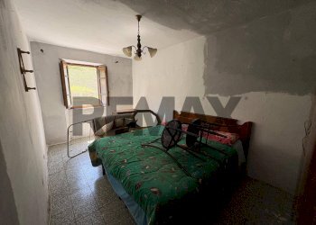 Camera / camera da letto - Casa semi indipendente Via Montaglioni Brandeglio
 
41, Bagni di Lucca - foto 8