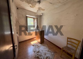 Stanza vuota - Casa semi indipendente Via Montaglioni Brandeglio
 
41, Bagni di Lucca - foto 10