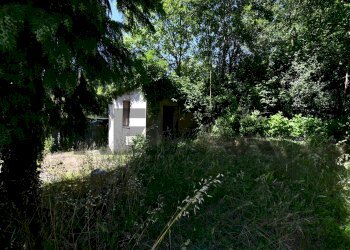 Giardino - Semi-detached house via Primo Tonini
 
41, Minucciano - photo 8