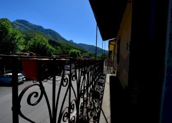Balcone - Semi-detached house via Primo Tonini
 
41, Minucciano - photo 18