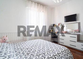 Camera / camera da letto - Three-room apartment VIA PEZZANI
 
2, Collecchio - photo 15