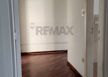 Stanza vuota - Bilocale Via Dell'Epomeo
 
59, Napoli - foto 10
