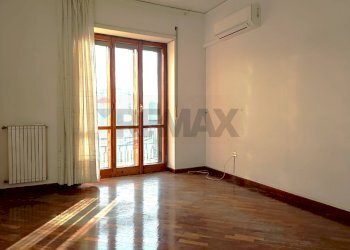 Stanza vuota - Bilocale Via Dell'Epomeo
 
59, Napoli - foto 12