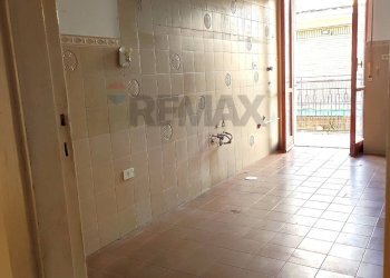 Stanza vuota - Bilocale Via Dell'Epomeo
 
59, Napoli - foto 15