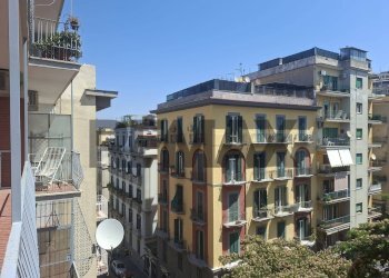 Edificio all\'aperto - Trilocale Via Michele Kerbaker
81, Napoli - foto 1