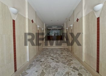Ricezione / Lobby - Trilocale Via Michele Kerbaker
81, Napoli - foto 7