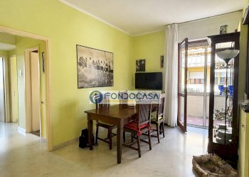 Soggiorno - Trilocale Viale Giovanni da Verrazzano, Carrara - foto 3