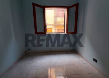 Stanza vuota - Four-room apartment Piazza A. Saffi
 
10, Comiso - photo 7