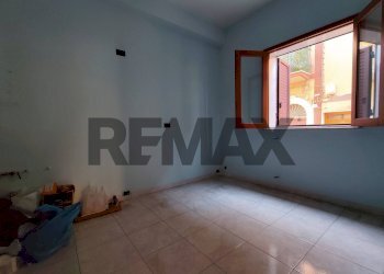 Stanza vuota - Four-room apartment Piazza A. Saffi
 
10, Comiso - photo 8