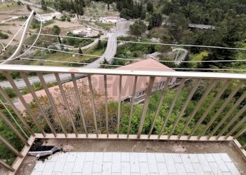 Balcone - Casa indipendente via costanzo ciano
 
snc, Chiaramonte Gulfi - foto 18