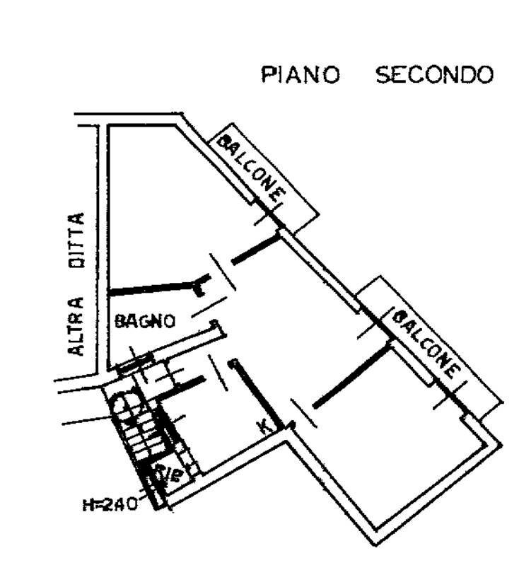 Foto 14 - Three-room apartment Via Roma
 
13, Sarnico - floor plans 1