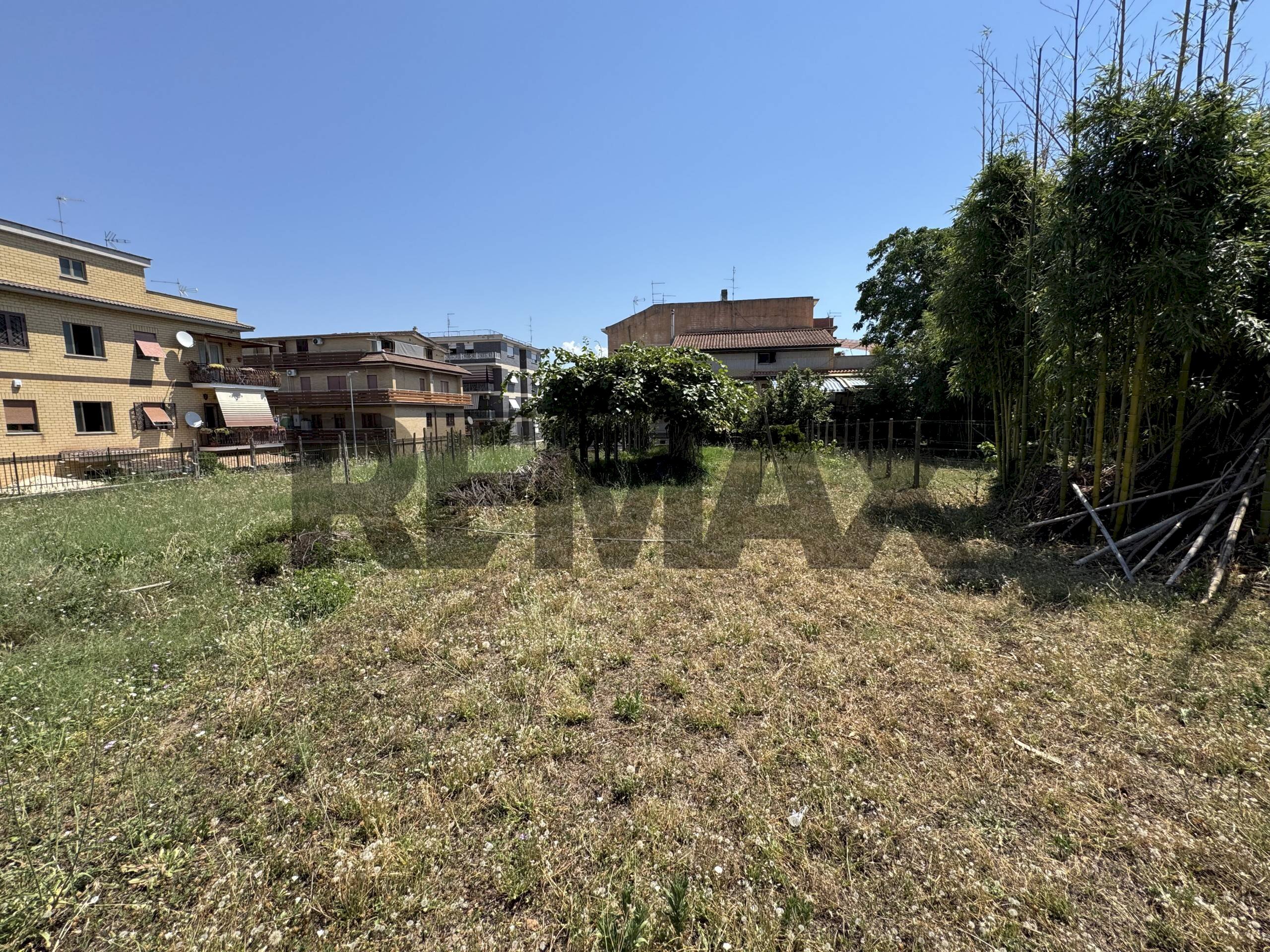 Giardino - Terreno edificabile Via Avola
 
57, Roma - foto 1