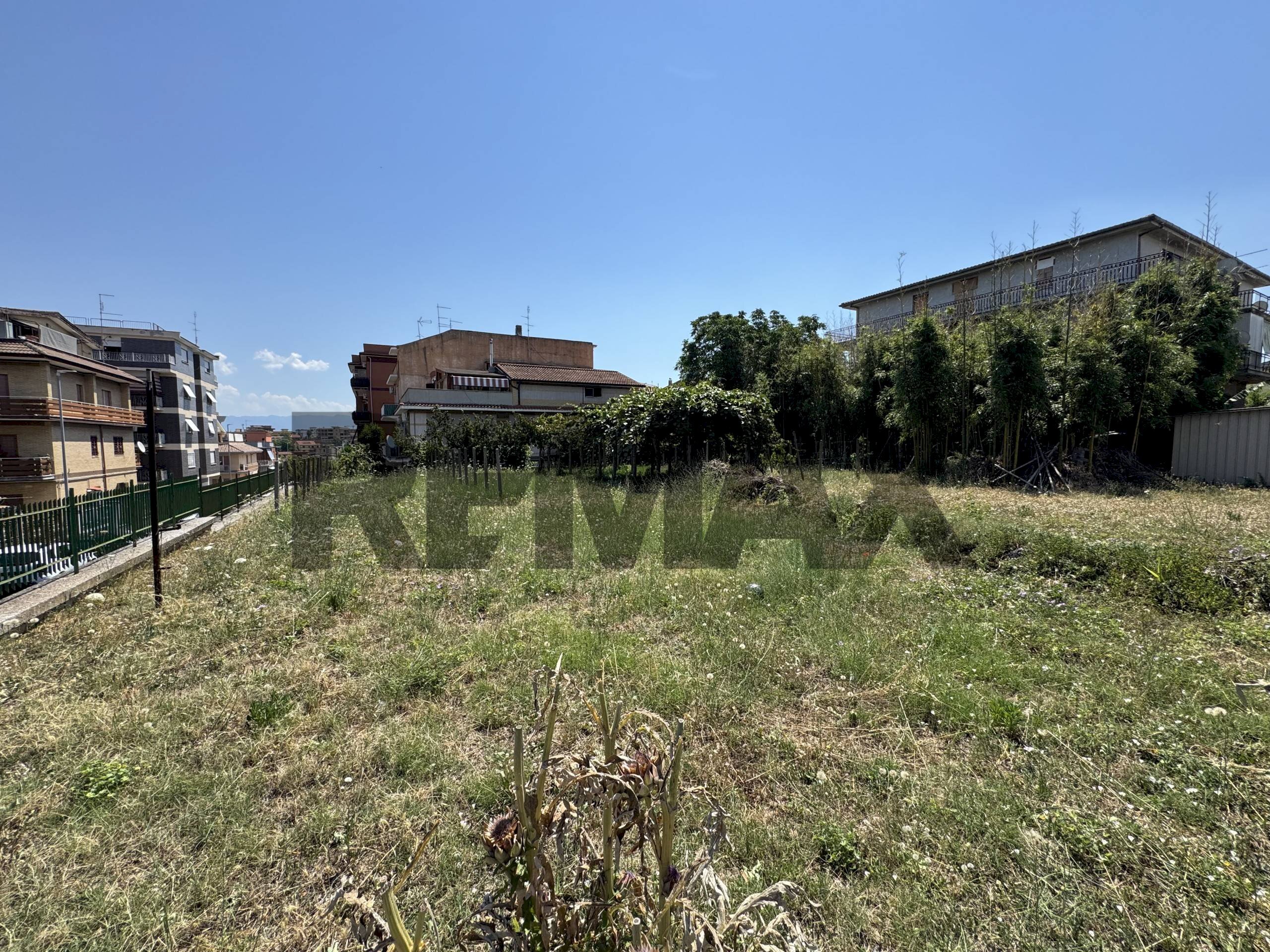 Giardino - Terreno edificabile Via Avola
57, Roma - foto 2