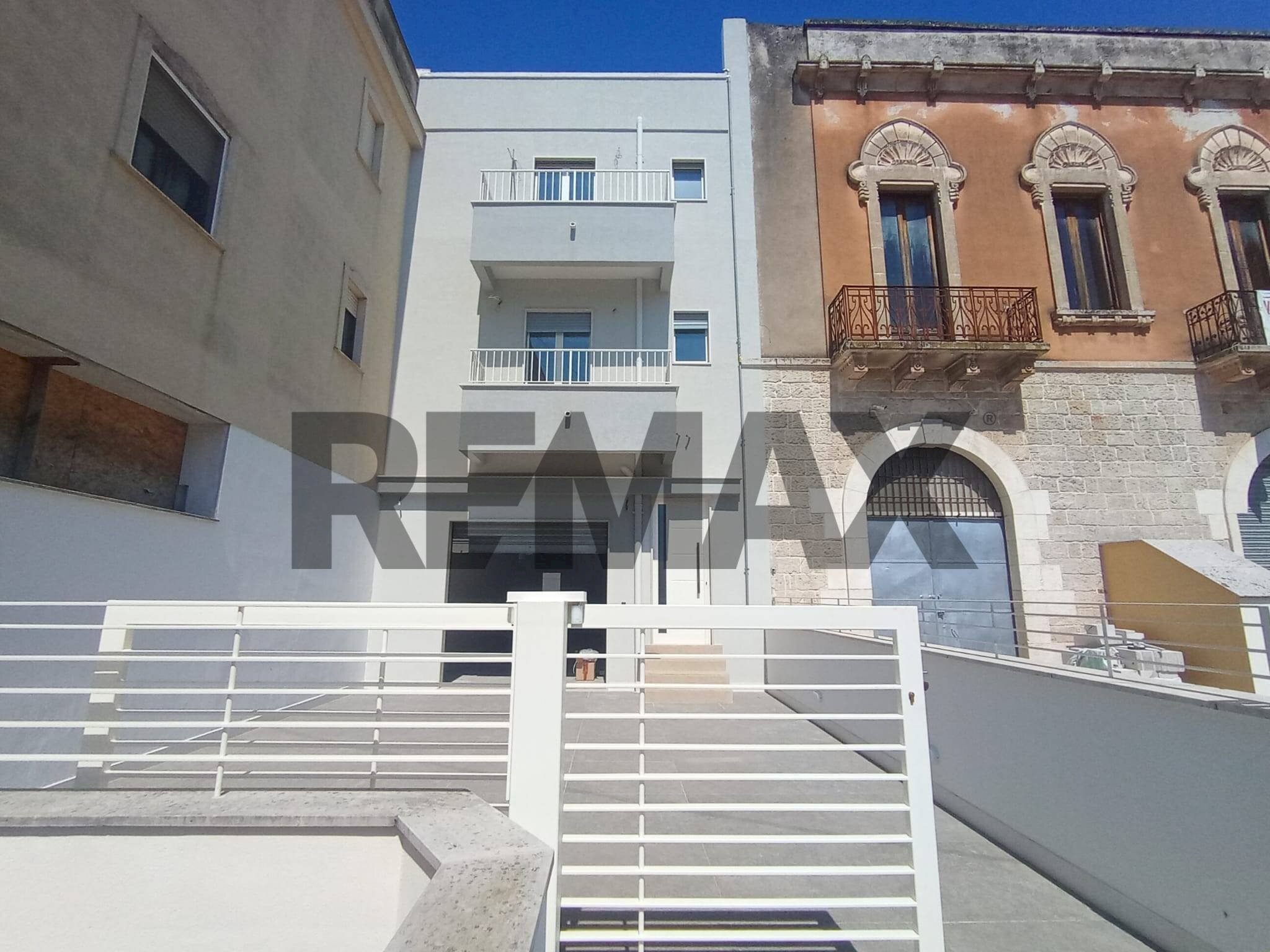 Edificio all\'aperto - Casa indipendente via delle donne
 
12, Carovigno - foto 1