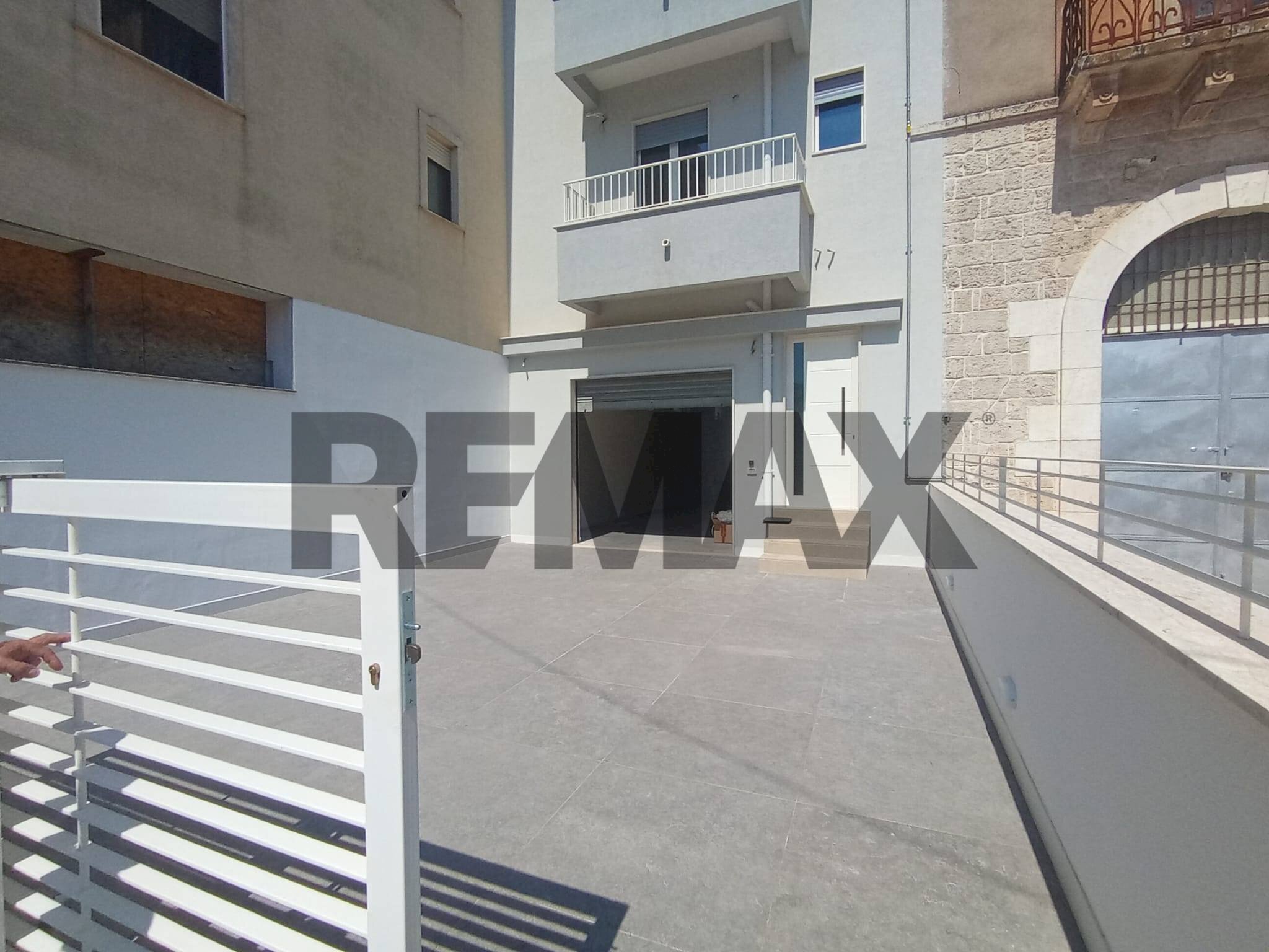 Edificio all\'aperto - Casa indipendente via delle donne
12, Carovigno - foto 2