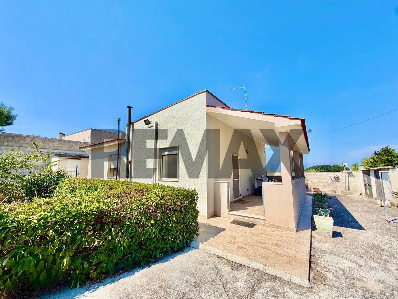 Casa all\'aperto - Villa via della vongola
 
8, Torchiarolo - photo 1
