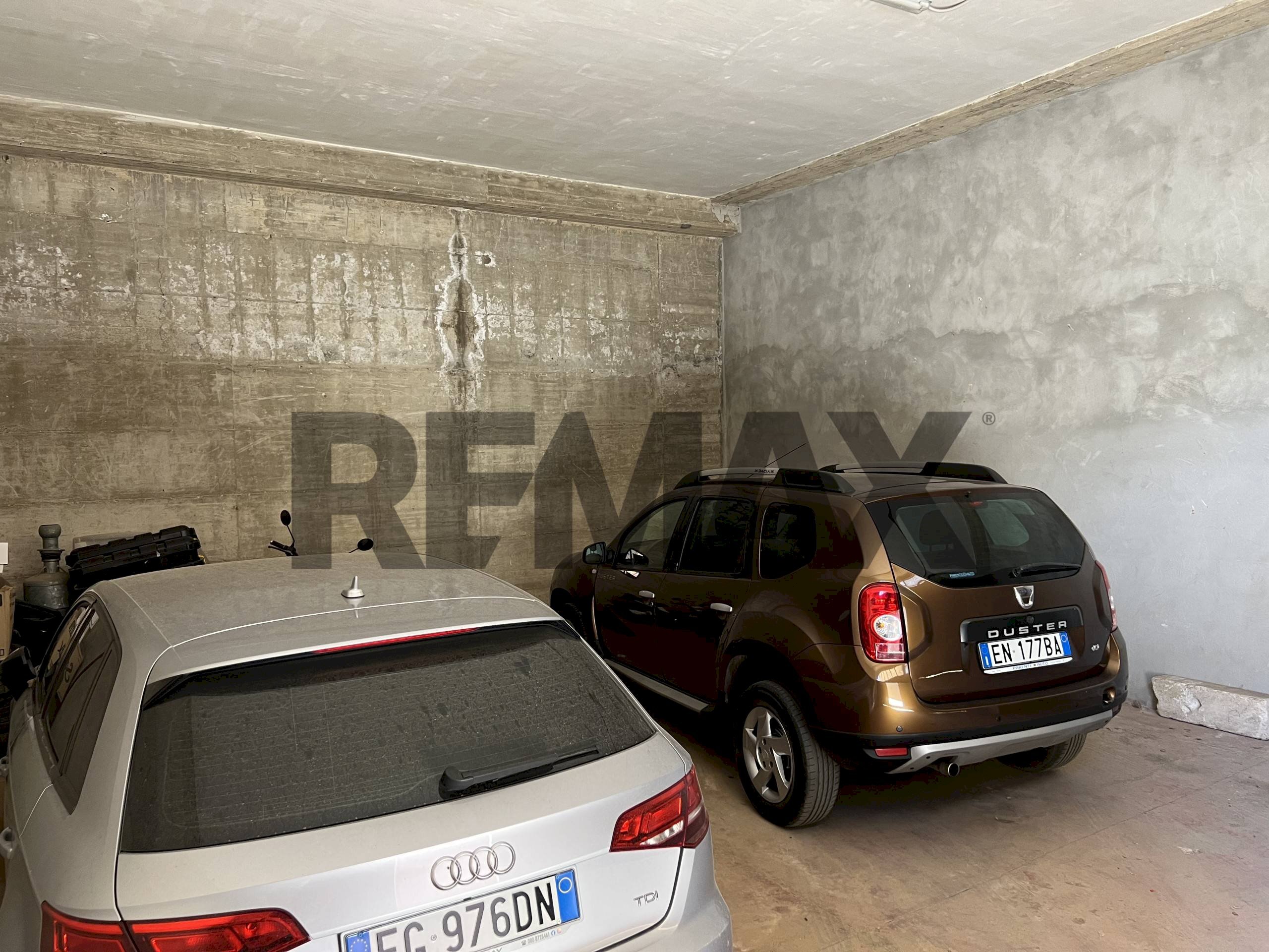 Parcheggio - Box Via Pizzetti
 
1, Barletta - foto 1