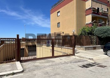 Edificio all\'aperto - Box Via Pizzetti
 
1, Barletta - photo 7