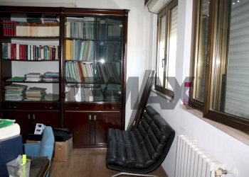 Ufficio - Office via Generale Carlo Alberto Dalla Chiesa
18, Bari - photo 10