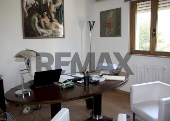 Ufficio - Office via Generale Carlo Alberto Dalla Chiesa
18, Bari - photo 12
