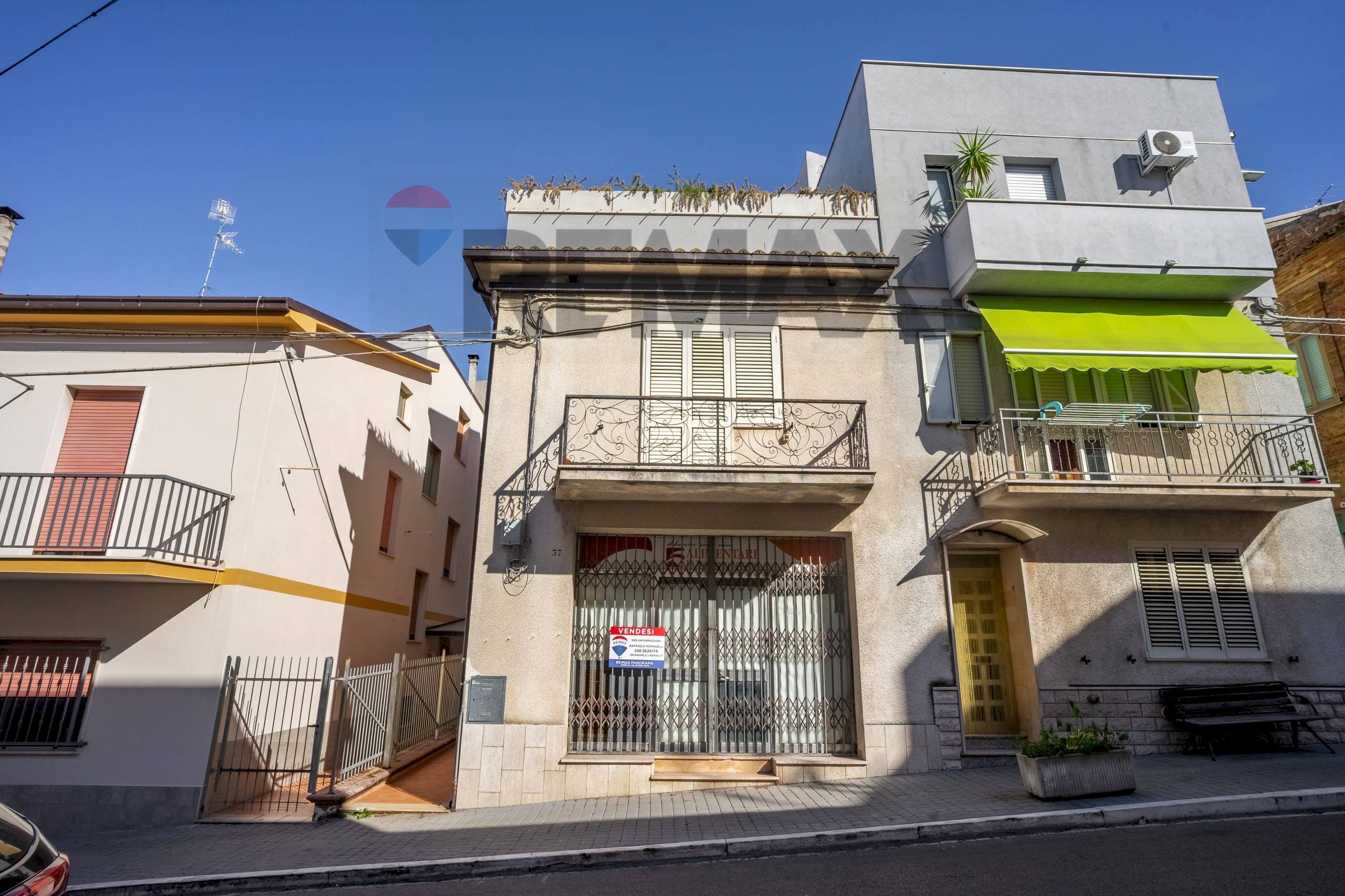 Edificio all\'aperto - Casa indipendente Via Vittorio Veneto
 
37, Cupello - foto 1