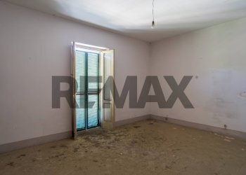 Stanza vuota - Casa semi indipendente via Osimo
 
19, Casalbordino - foto 13