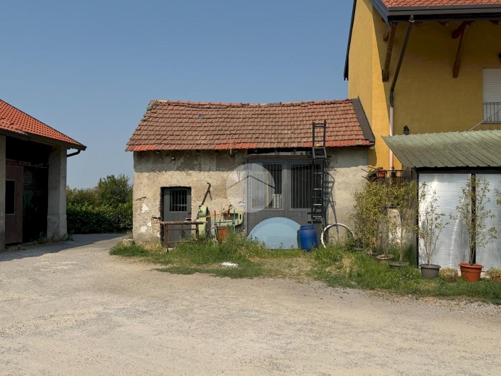 Rustic Cascina canepa, Pessano con Bornago - photo 1