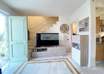 Foto 10 - Semi-detached house Via del Cafaggiolo
 
33, Camaiore - photo 10