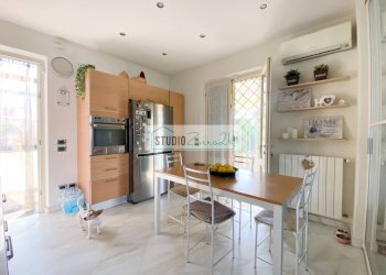 Foto 13 - Semi-detached house Via del Cafaggiolo
 
33, Camaiore - photo 13