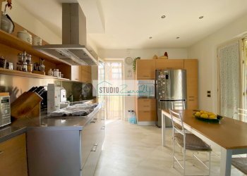 Foto 14 - Semi-detached house Via del Cafaggiolo
 
33, Camaiore - photo 14