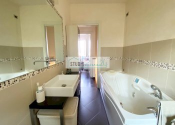 Foto 20 - Semi-detached house Via del Cafaggiolo
 
33, Camaiore - photo 20