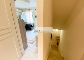 Foto 36 - Semi-detached house Via del Cafaggiolo
 
33, Camaiore - photo 36