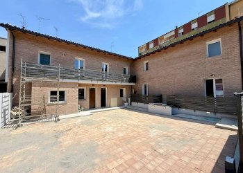 Foto 2 - Villa a Schiera Via Circondaria Sud
 
90, Castelfranco Emilia - foto 2