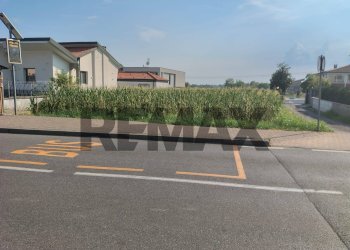 Parcheggio - Terreno agricolo VIA MILANO
 
snc, Trezzano Rosa - foto 2