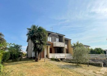 Villa a Schiera Via A. Manzoni, Boffalora Sopra Ticino - foto 1