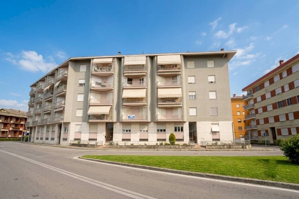 Facciata - Three-room apartment via del Risorgimento, 3, Mondovì - photo 1