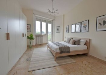 Camera da letto - Three-room apartment via del Risorgimento, 3, Mondovì - photo 8