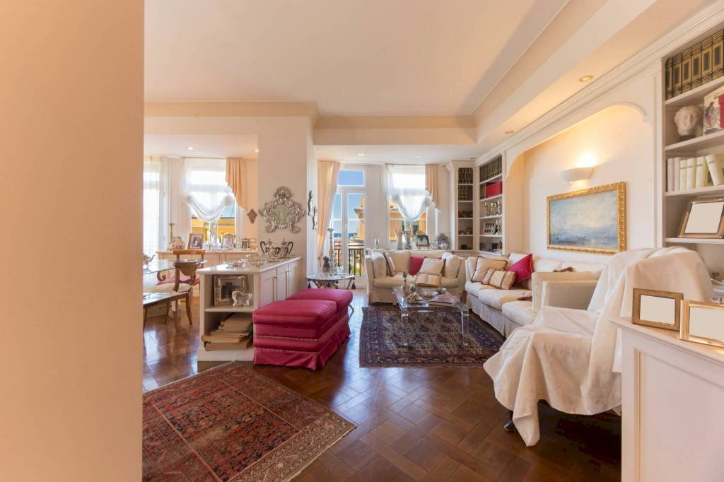 Salone - Apartment via Oreste De Gaspari, Genova (neighborhood Albaro) - photo 3