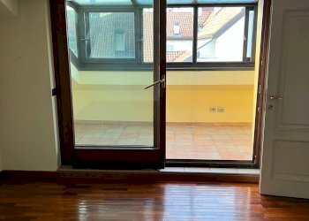 Foto 6 - Four-room apartment via San Giovanni Bosco
 
12, Monza - photo 5