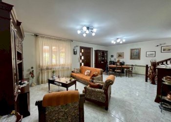 Salone - Villa via Ceis, 35, Carmagnola - foto 4