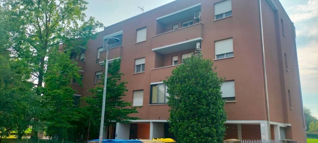 Facciata - Four-room apartment via Panerazzi, Crevalcore - photo 1