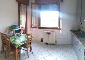 Cucina - Four-room apartment via Panerazzi, Crevalcore - photo 2