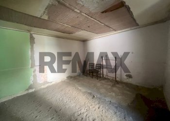 Stanza vuota - Bilocale via Salita Montagnola
 
31, Napoli - foto 2