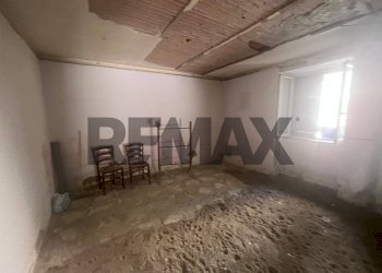 Stanza vuota - Bilocale via Salita Montagnola
 
31, Napoli - foto 5